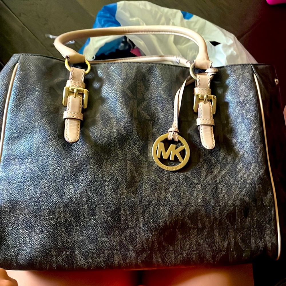 Michael Kors purse